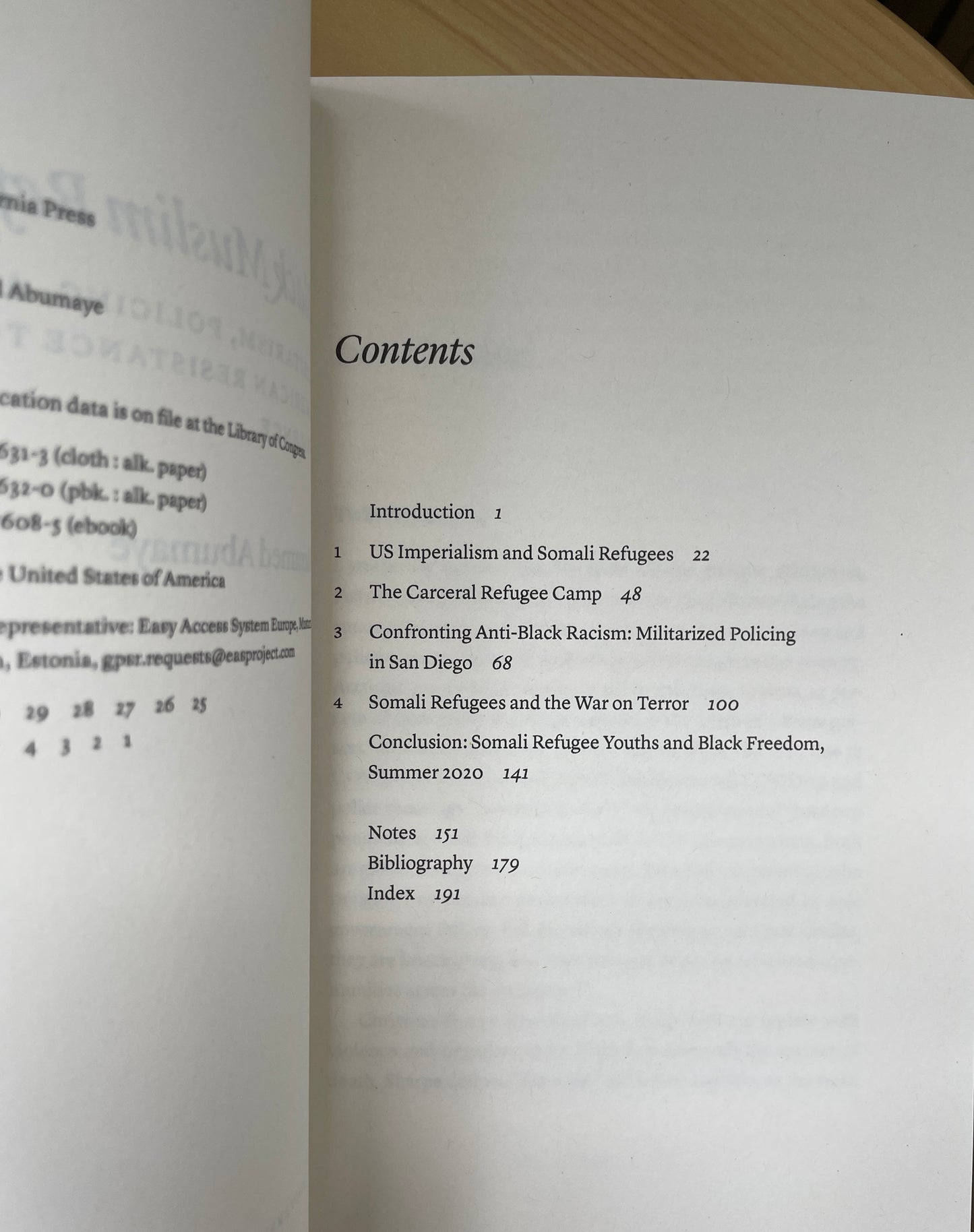 Black Muslim Refugee: Militarism, Policing, and Somali American Resistance to State Violence (Critical Refugee Studies) (Volume 9)